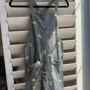 overall style dress